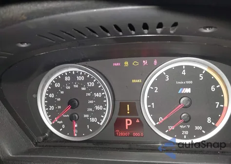 2013 BMW X5 M z USA, uszkodzony, nr VIN 5YMGY0C52DLL15716